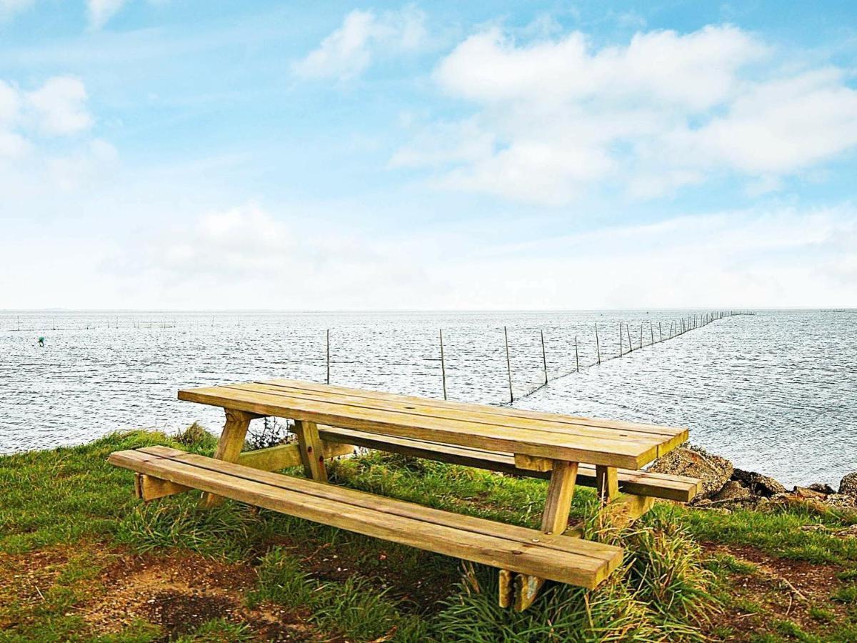 6 Person Holiday Home In Hvide Sande Nørre Lyngvig Exterior foto